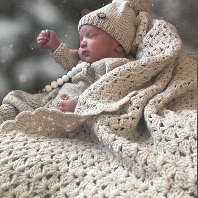 Crocheted Unisex Baby Blanket 100 % cotton for Sale in Plano, TX - OfferUp