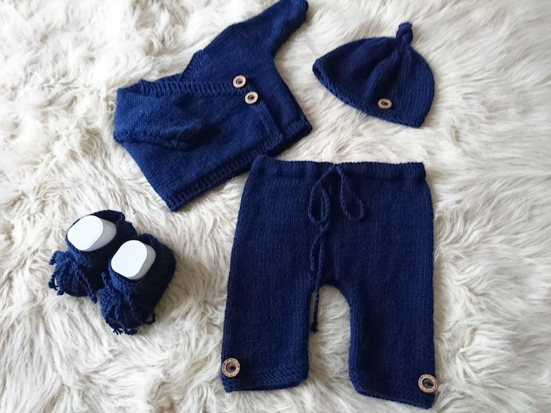 navy blue newborn coming home outfit