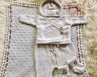 Newborn Boy Coming home outfit knitted newborn outfit, Knitted Baby Clothes Sets neutral, heirloom baby clothing, layette hospital outfit