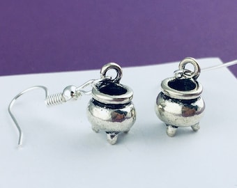 Cauldron Earrings, Halloween witch jewellery, silver dainty earrings, gothic earrings, witchcrafts jewelry, fandom jewelry, cute earrings