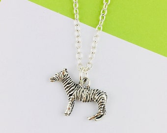Zebra Necklace, Wild Animal Jewellery, Safari Necklace, Nature Necklace, Sister gift for best friend, Zoo birthday party favors, unisex