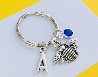 Personalised Bee Keyring, bee keeper gift for her, insects keyring, bee gift for sister, bee birthday gift, pesonalized keyring, small gift