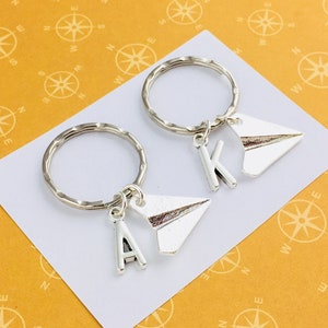 Portachiavi aereo di carta, portachiavi dell'amicizia, regalo BFF, regalo di compleanno del migliore amico, regalo di amicizia, regalo di addio, regalo di viaggio, regalo di voglia di viaggiare
