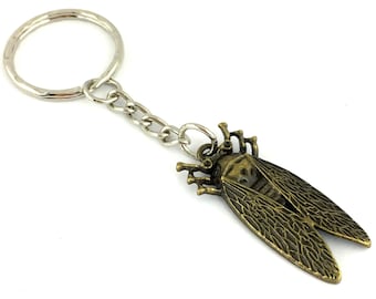 Cicada Keychain, Insect Bug Keyring, Entomologist gift for him, dark academia locust keychain goblincore aesthetics, birthday gift halloween