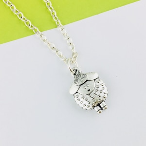 Sheep Necklace, Little lamb necklace, sheep gift for her, sheep charm, animal jewellery, sheep farmer gift, gift idea, knitter gift silver