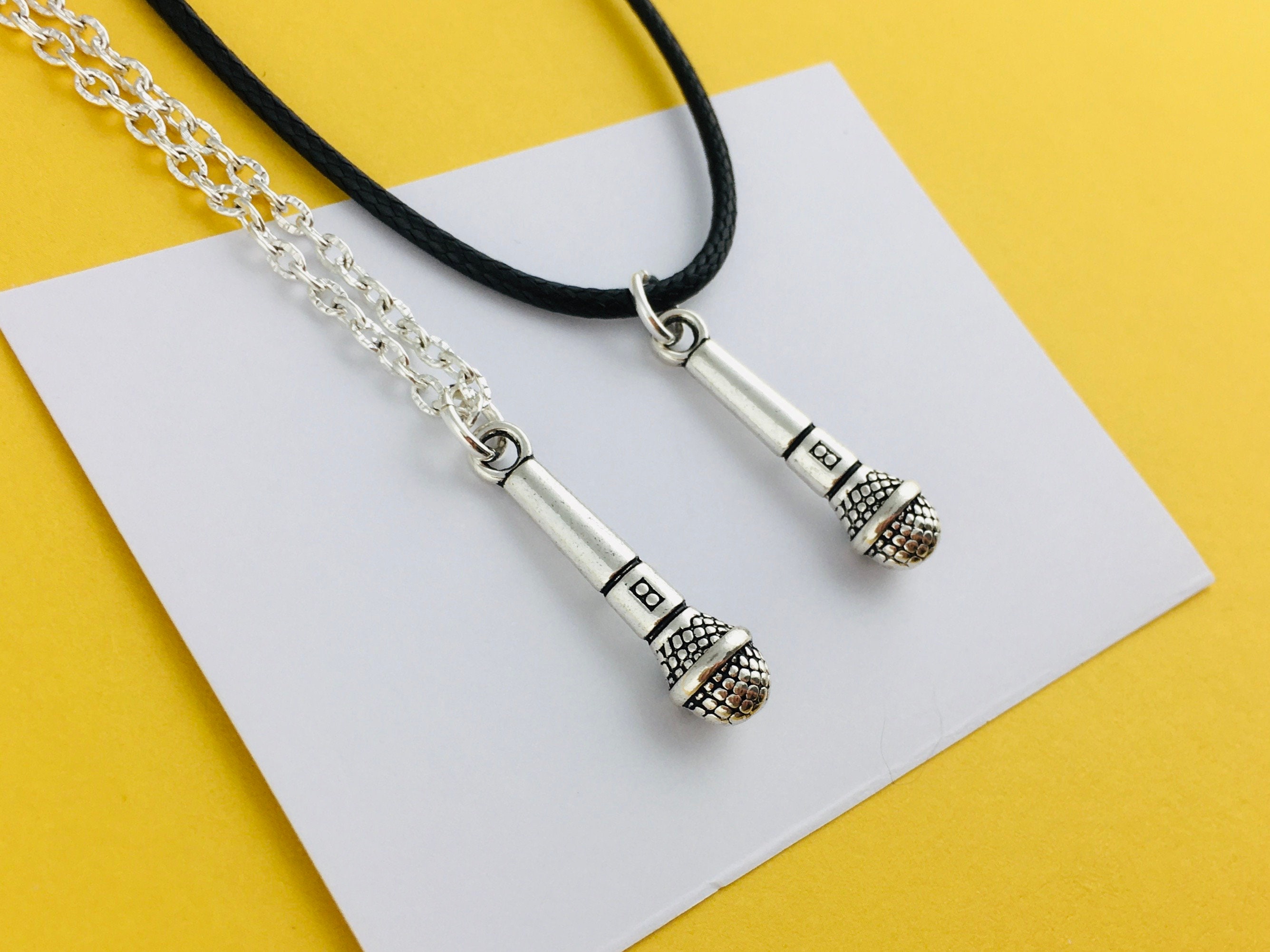 マイクネックレス、歌手への音楽愛好家へのギフト、音楽ジュエリー