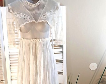 Antique TOC White Cotton Tulle and Lace Wedding Dress w/ Exquisite Hand Tatting / S