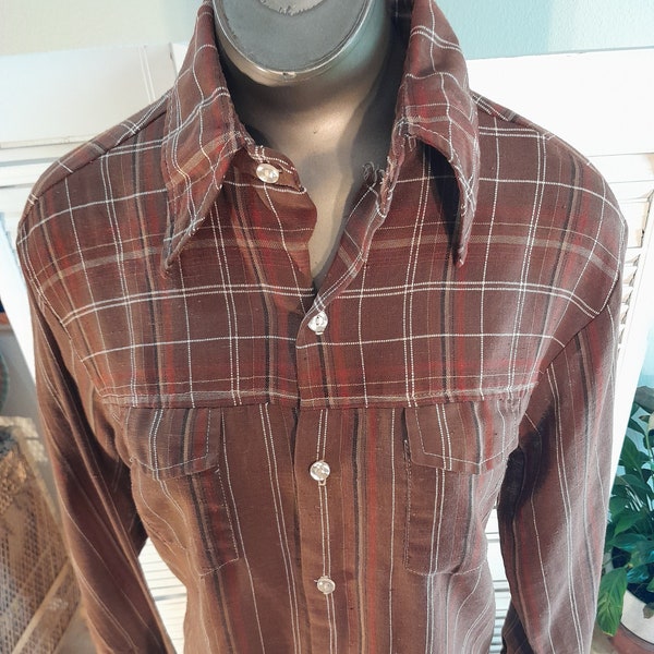 Vintage 70s Unisex Kennington Dagger Collar Shirt / Stripe / Plaid Yoke and Cuff/ Flap Pockets / S/M