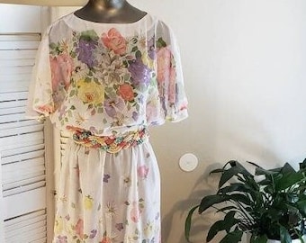 Vintage 70s/80s Sheer Floral Print Dress / Flutter Sleeves / sz S/M