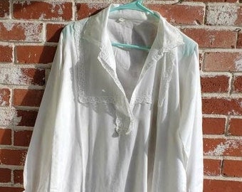 Vintage 70s White Cotton Nightshirt/Nightgown Lace Trim  sz L/XL
