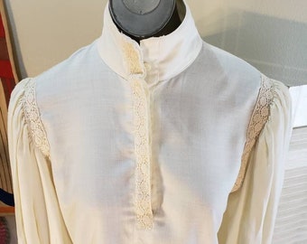 Vintage 80s Victorian Neutral Mutton Sleeve High Neck Poet Blouse Lace Crochet Trim M