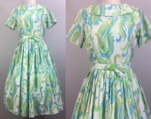 Vintage 50s Dress Blue and Green FEATHERS Print Full Skirt w Belt 1950s Novelty S