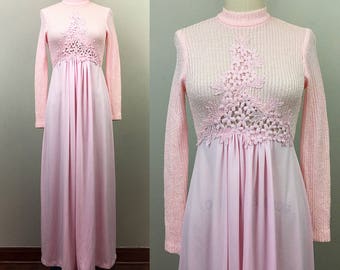 Vintage 70s Pink Rib Knit Floral Embroidery Maxi Dress S