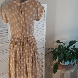 Paul Sachs 50/60s Original Semi Sheer Tan/White Polka Dot Shirtwaist Day Dress M/ image 4
