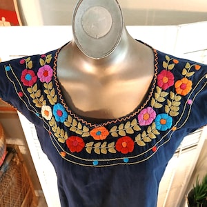 60s/70s Midnight Blue  Cotton Traditional Oaxacan Embroidered  Blouse / Med