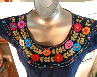 60s/70s Midnight Blue  Cotton Traditional Oaxacan Embroidered  Blouse / Med
