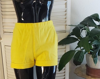 Vintage 60s Mod Catalina Hot pants / Cuffed / Yellow / USA Made