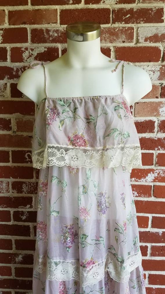 Vintage 70s Boho Hippie Soft Sheer Flowered Ruffle