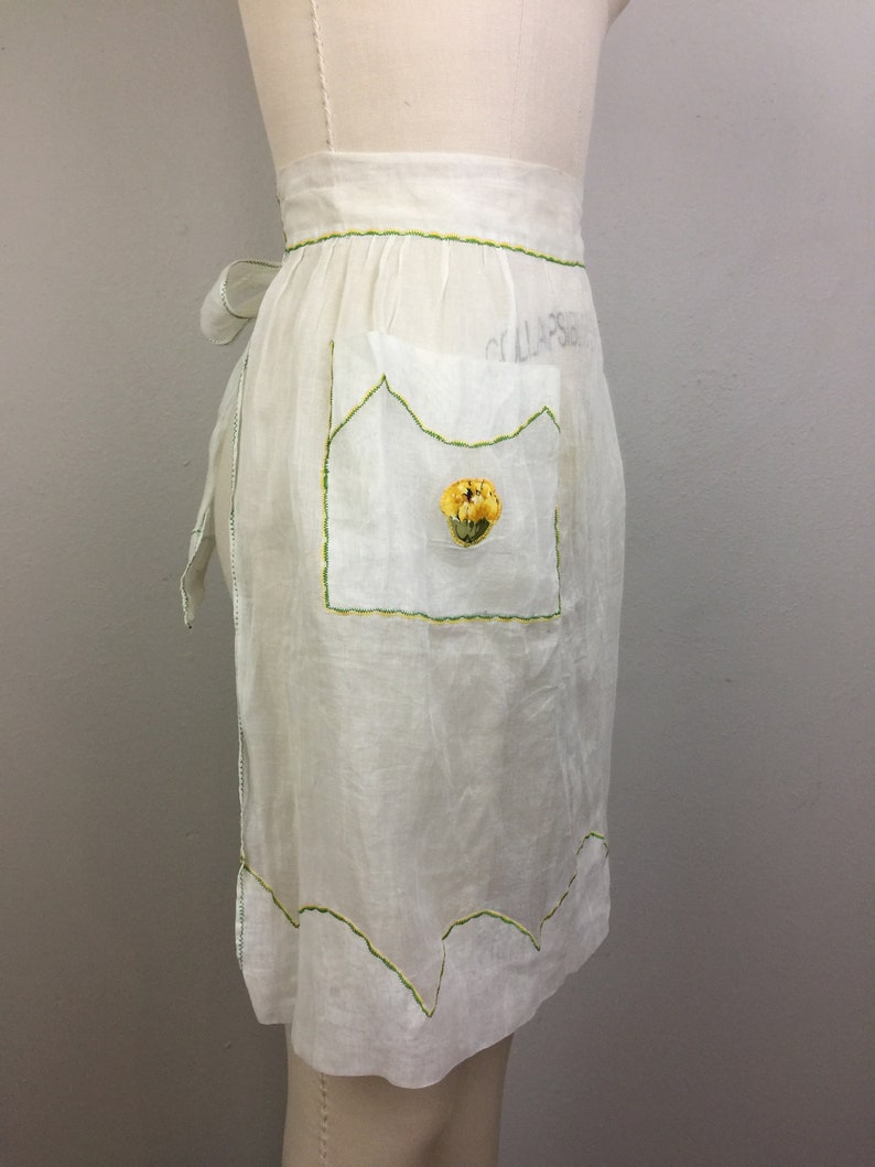 Vintage 40s 50s Apron Sheer White Appliqué Flowers image 5