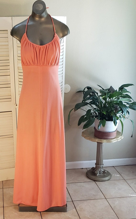 Vintage 60s/70s Peach Color Halter Dress /Maxi Dr… - image 4