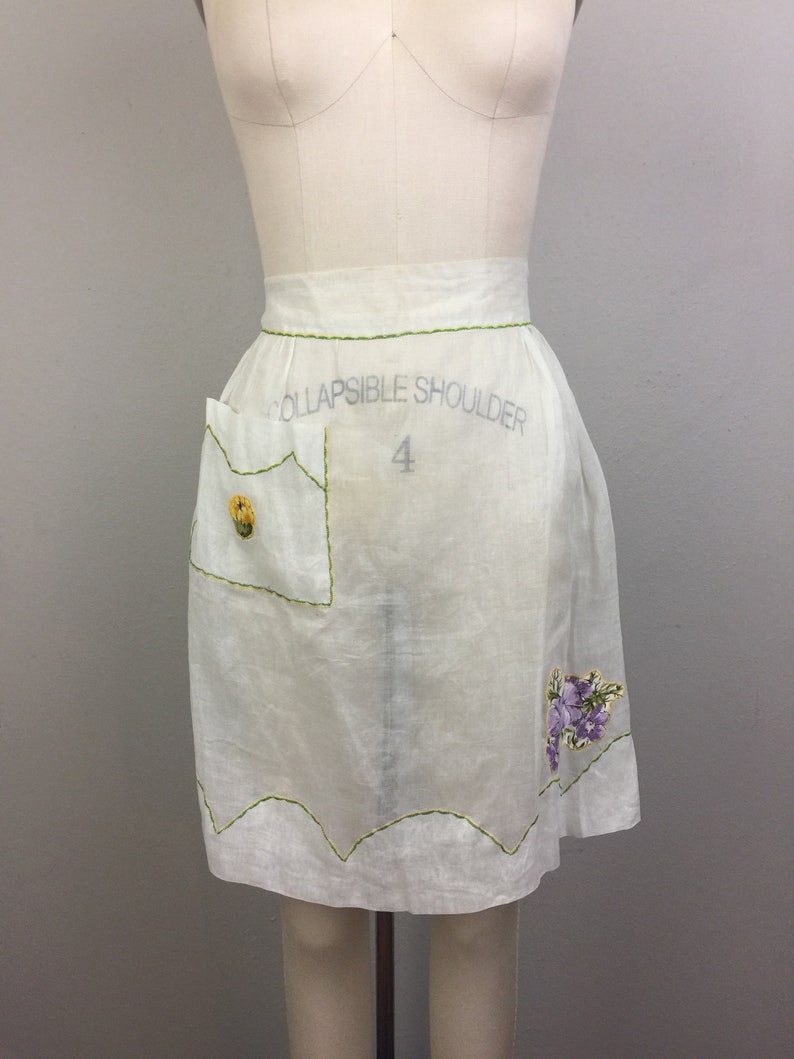 Vintage 40s 50s Apron Sheer White Appliqué Flowers image 1