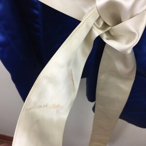 Vintage 1960s Blue and White Satin Robe Boxing Smoking Jacket Mr. USA World Champion S image 9