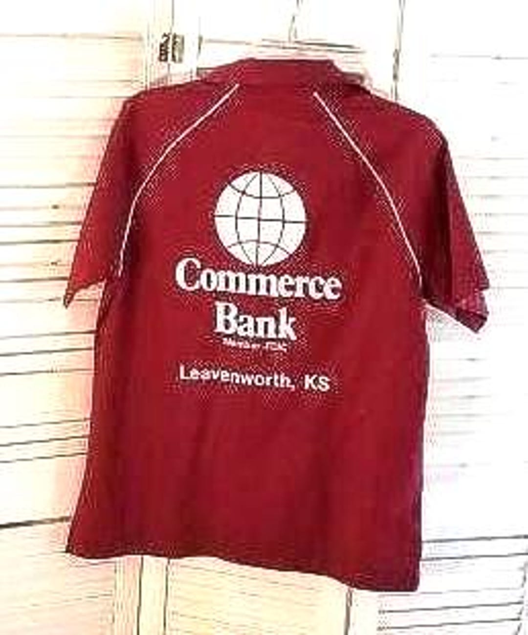Vintage 60s/70s Red Bowling Shirt Leavenworth KS King Louie / USA