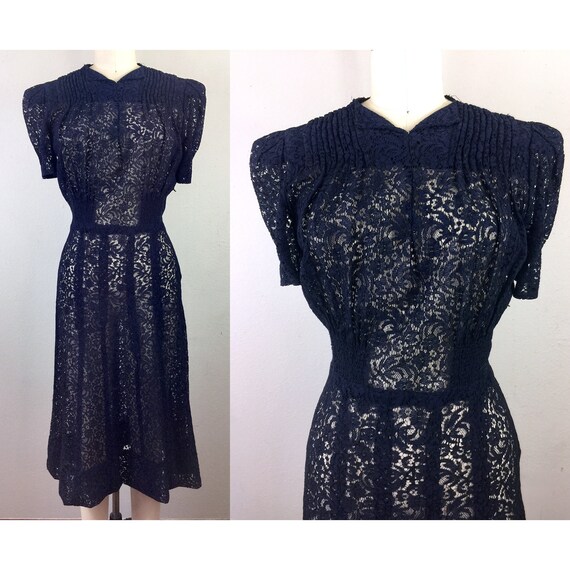 Vintage 1930s/1940s Navy Blue Cotton Lace Dress Sh