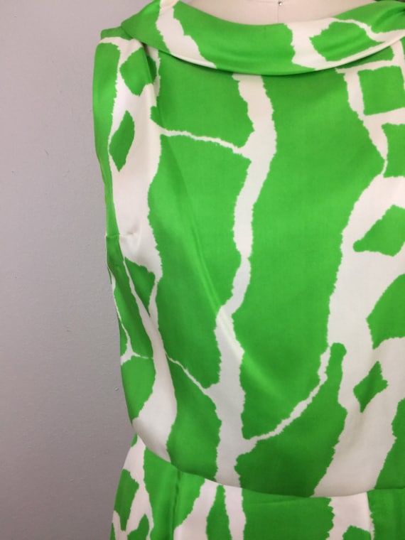 Vintage 60s Suzy Perette Dress Green and White Op… - image 2