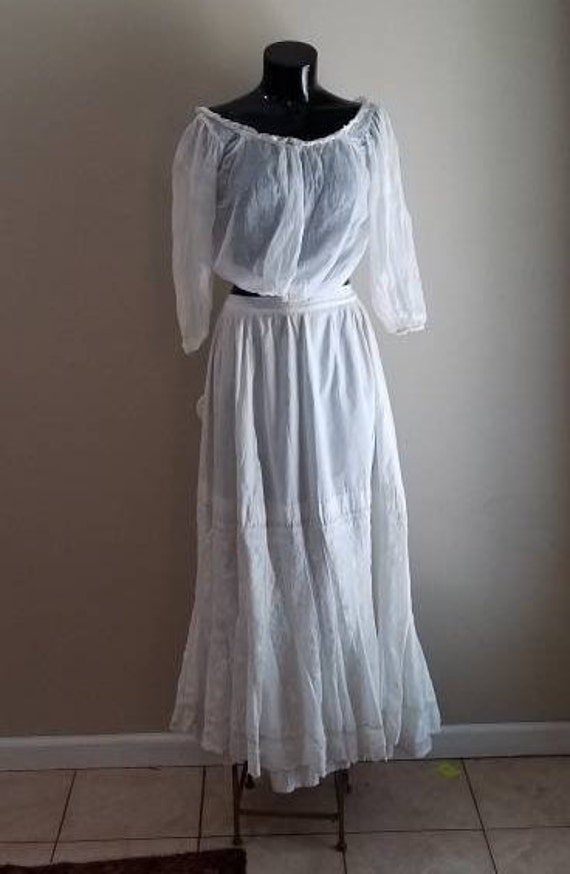 Antique White Skirt Victorian/Edwardian Ruffled an