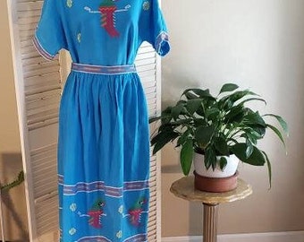 Vintage 70s/80s Gauzy 2 Piece Cotton Ethnic Dress Hand Embroidered  PARROTs Boho Sz L   POCKETS