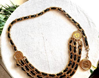 Vintage Gold /Back Leather Chanel Chain Belt 1995 Rue Cambon Paris / S