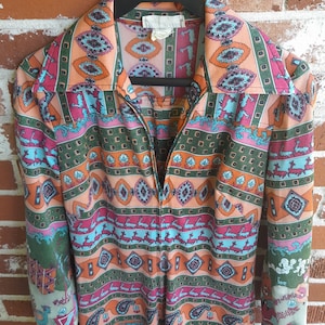Vintage 70s Novelty Print Jumpsuit / Pointed Collar /Jersey Fabric / sz S image 1