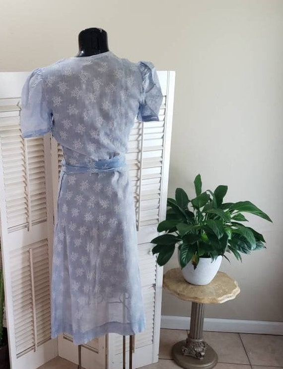 Vintage 1930s Gorgeous Sheer Blue/white Day Dress… - image 4