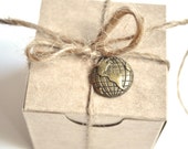 150 Destination wedding favor boxes, brown kraft favours,  travel theme, globe charm.  Set of 150