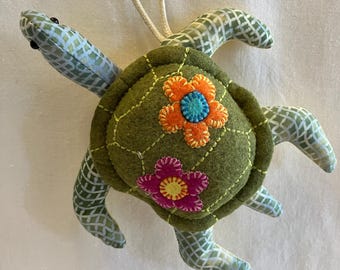 2 OPTIONS - Fabric Sea Turtle keychain, ornament, accessory