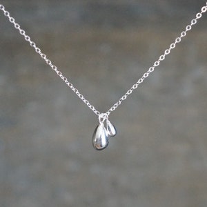 Small & Tiny Silver Teardrops Necklace // Two Tear Drop Pendants on a Sterling Silver Chain • Dainty 3D Teardrops Necklace • Raindrops