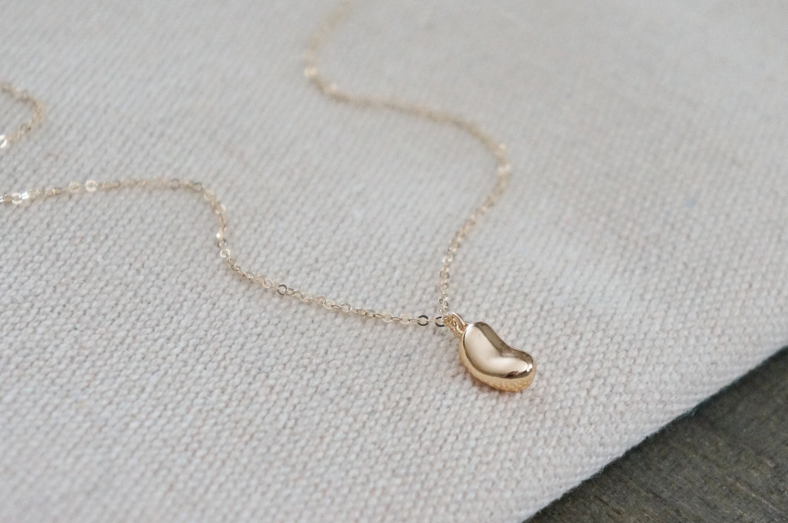 ☆ENGBROX☆ jelly bean necklace EBNL22056RB Jelly Bean Necklace - Etsy