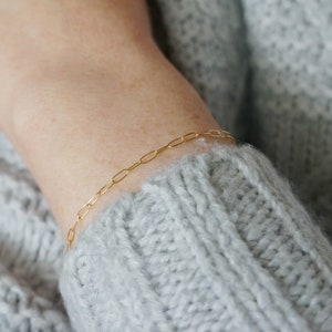 Extra Dainty Paperclip Chain Bracelet in Gold // 14k Gold Filled Rectangle Link Chain with or without Extender • Layering Bracelet