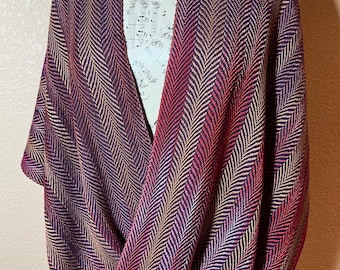 Moebius V-Back Shawl