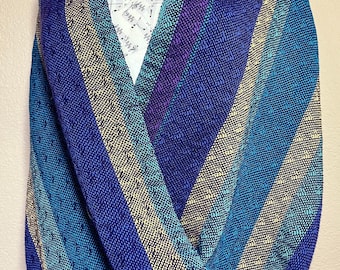 Moebius Scarf