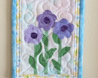 Mini Floral Quilt | Spring Flower Quilt| Handmade Mini Quilt | Wall Quilt