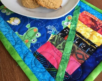 Handmade Quilted Snack Mat, Fun and Colorful Mug Rug, Frog and Dragonfly Mug Mat