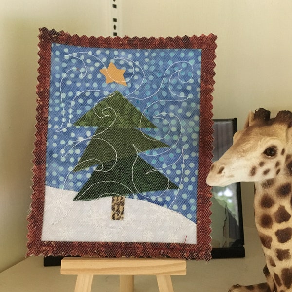 Mini Christmas Quilt | Christmas Table Top Quilt | Handmade Christmas Quilt