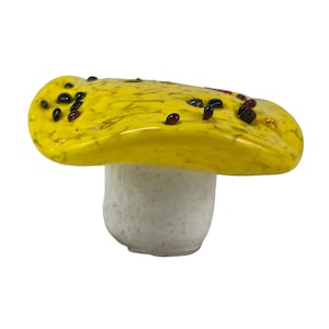 Glass mushroom