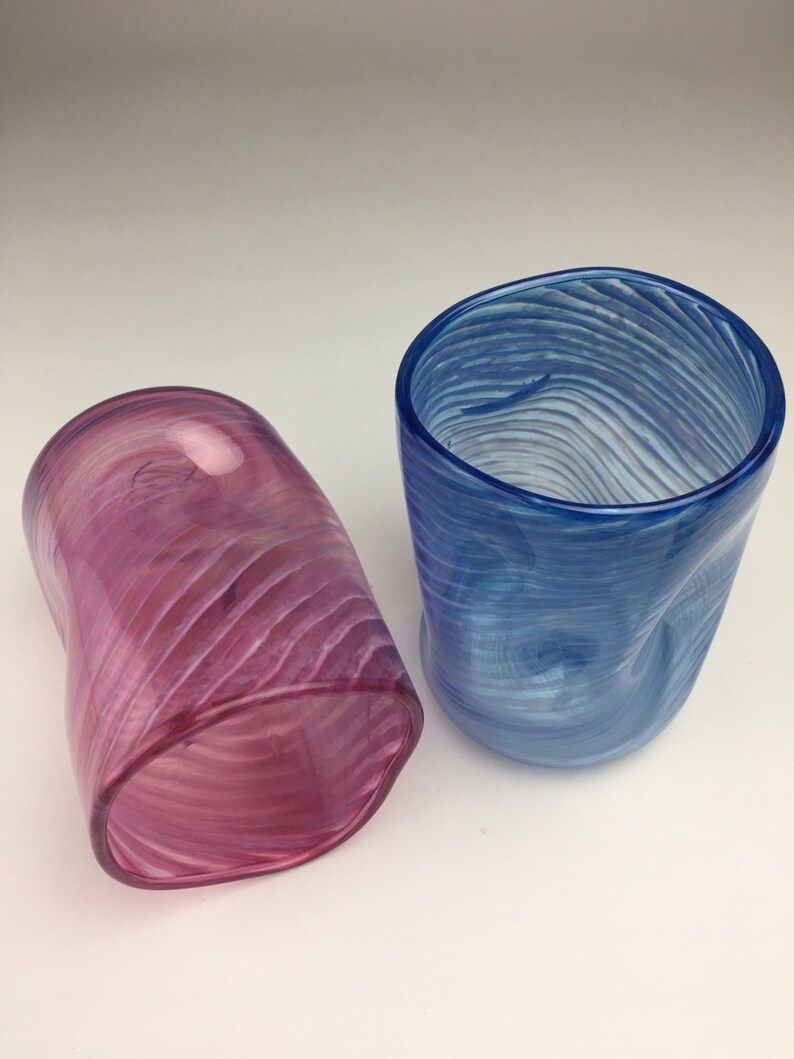 Craft Beer Glass blue and pink Crumple Tumbler Set 2 image 2