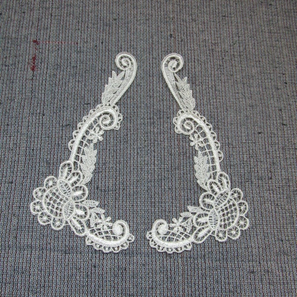 1 Pair IVORY Venice Lace Appliques Mirror Floral Rayon Bridal Venise Lace, 6 X  3 7/8", Low International Shipping- i002