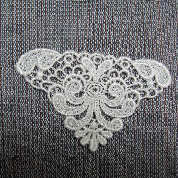 Venice Lace Applique, IVORY Floral Venise Lace, Bridal Lace Applique, 3 3/4" X 2 1/2" - i94