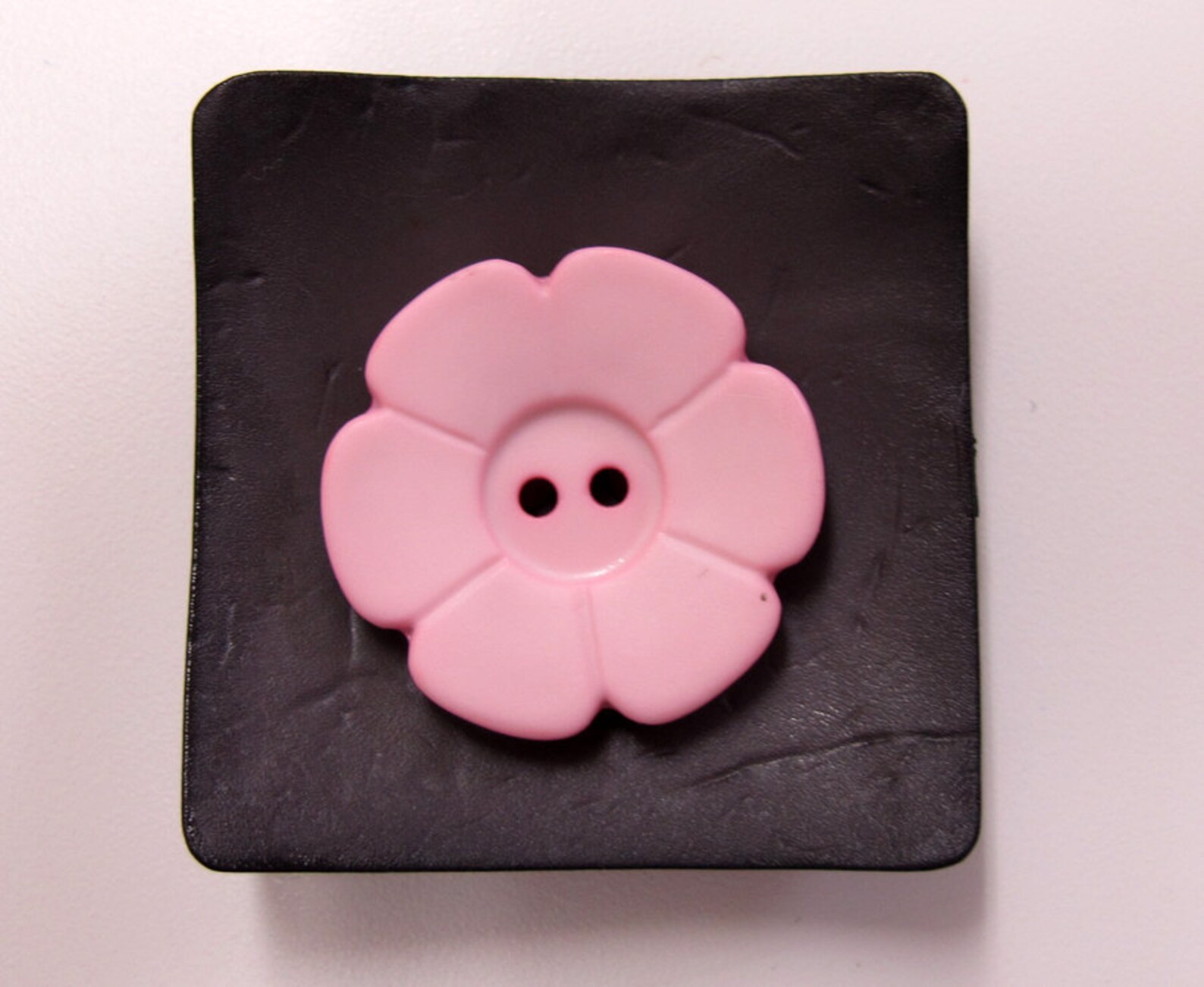 28 mm Daisy Flower Button by Dill Buttons of America Etsy