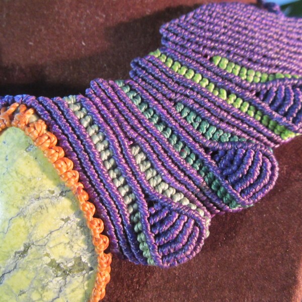 Handmade Serpentine Macrame Necklace Purple & Green